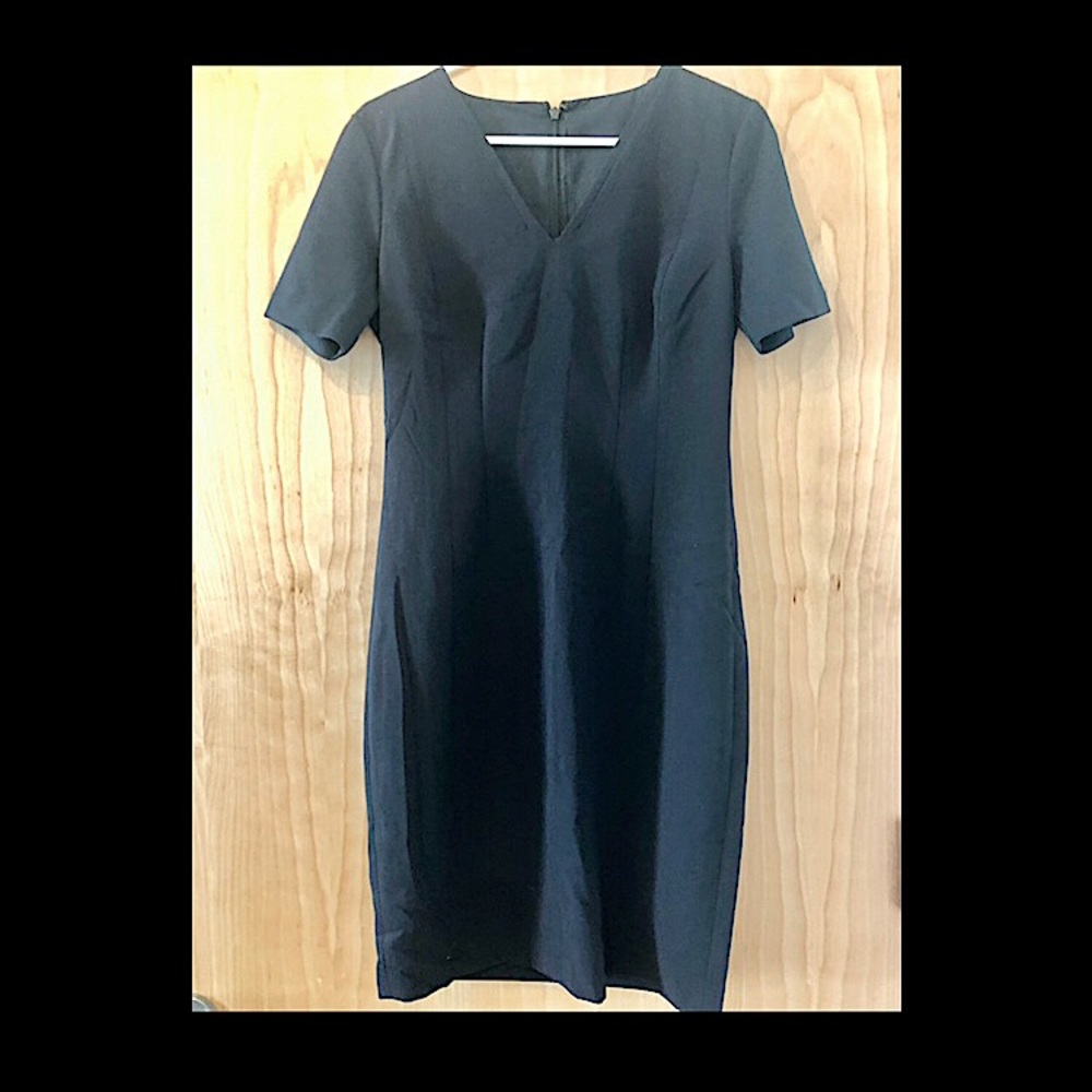 Navy Blue V Neck Tahari ASL Sheath Dress Size 4